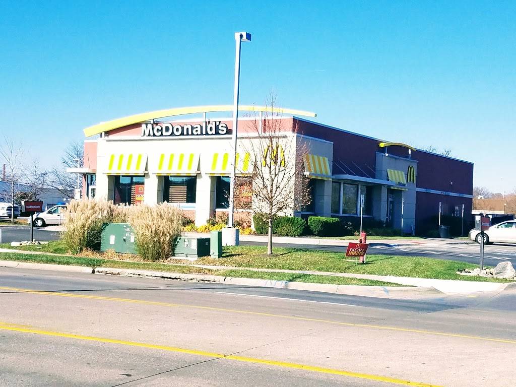 McDonalds | cafe | 13708 Q St, Omaha, NE 68137, USA | 4028960400 OR +1 402-896-0400