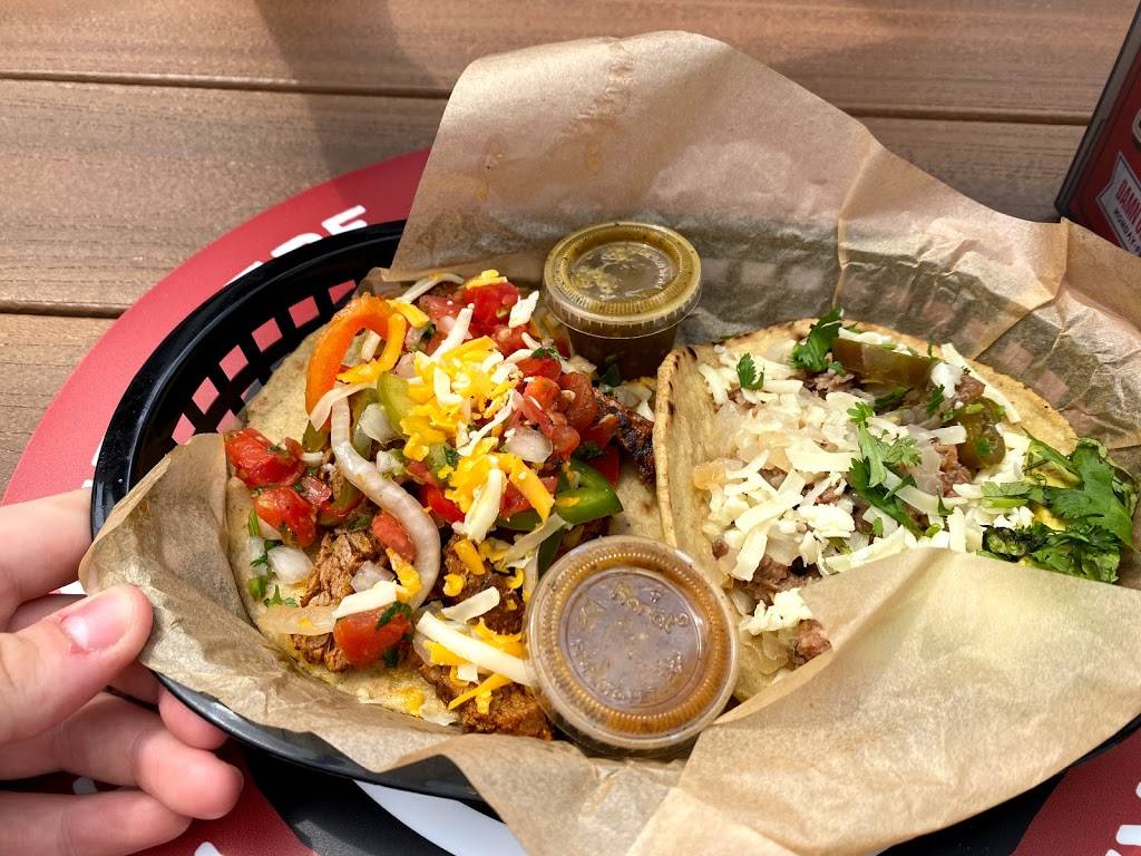 Torchys Tacos | restaurant | 8815 State Line Rd, Kansas City, MO 64114, USA | 8168443744 OR +1 816-844-3744