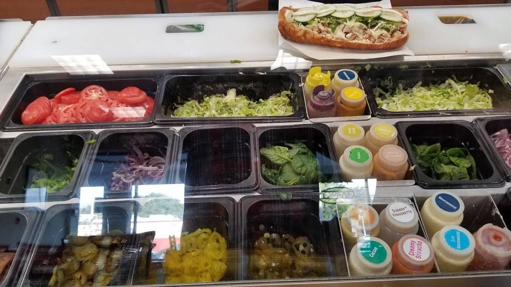 Subway Restaurants | restaurant | 5507 E Fowler Ave, Temple Terrace, FL 33617, USA | 8139885501 OR +1 813-988-5501