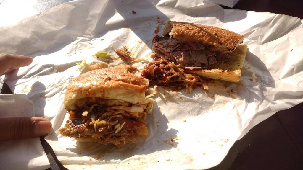 Mikes Grill | restaurant | 6642 N Cedar Ave, Fresno, CA 93710, USA | 5592993177 OR +1 559-299-3177