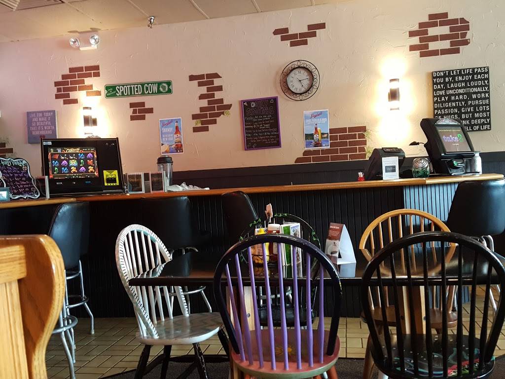 Papillons Pizza | restaurant | 1041 Grand Ave, Rothschild, WI 54474, USA | 7153599417 OR +1 715-359-9417