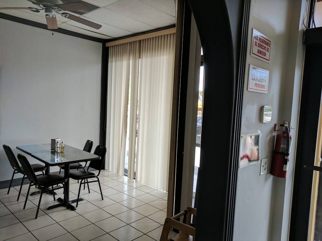 La Habanera Cafeteria | restaurant | 4700 NW 7th St, Miami, FL 33126, USA | 7862225250 OR +1 786-222-5250