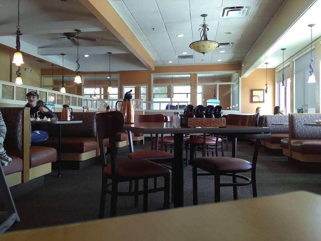 IHOP | restaurant | 2020 Buena Vista Dr SE, Albuquerque, NM 87106, USA | 5052433048 OR +1 505-243-3048