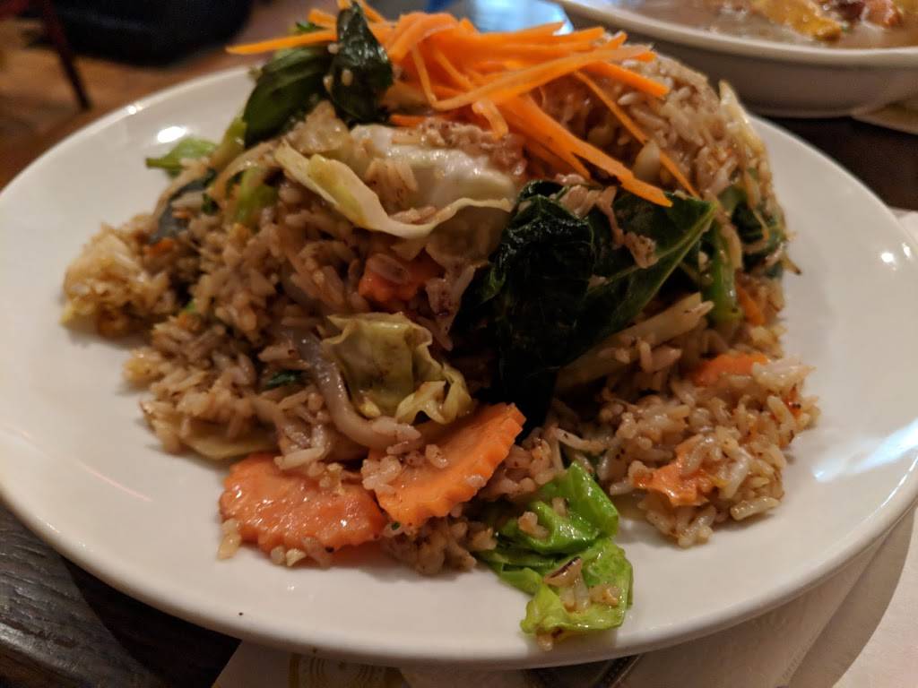 Phos Thai Cuisine | restaurant | 1108, 3332 N Lincoln Ave, Chicago, IL 60657, USA | 7737551995 OR +1 773-755-1995