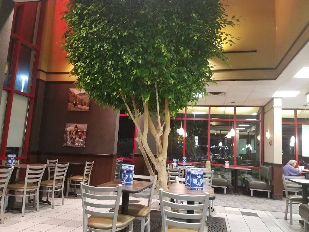 Arbys | restaurant | 725 S Tillotson Ave, Muncie, IN 47305, USA | 7652842752 OR +1 765-284-2752