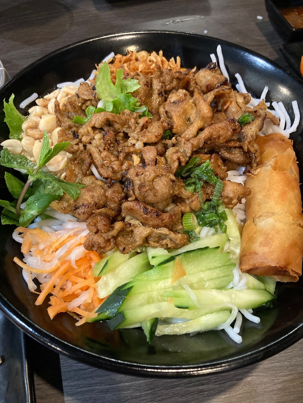 Simply Pho Noodle House | restaurant | 18279 Brookhurst St, Fountain Valley, CA 92708, USA | 6572590088 OR +1 657-259-0088