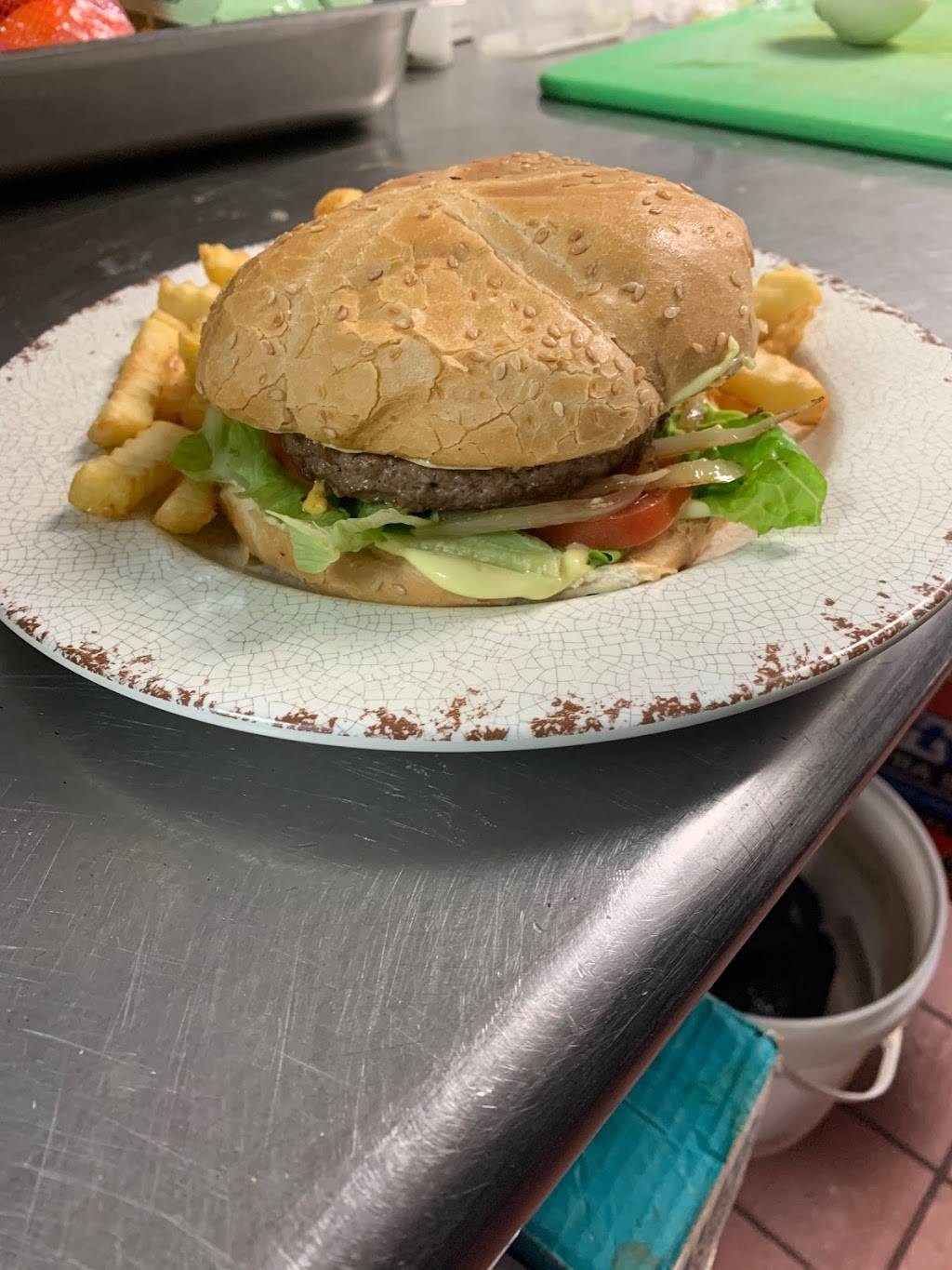 Miguels Cafetería And Catering | restaurant | 150 W Parker Rd, Houston, TX 77076, USA | 8329658944 OR +1 832-965-8944