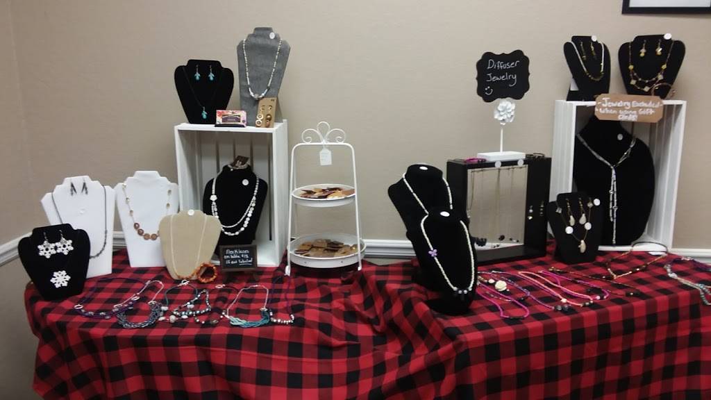 The Butcher Block | restaurant | 106 W Bremer Ave, Waverly, IA 50677, USA | 3195592166 OR +1 319-559-2166