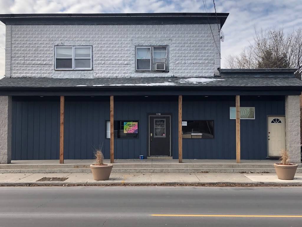 Kazzmos | restaurant | 105 N Military Rd, Stockbridge, WI 53088, USA | 9209814028 OR +1 920-981-4028