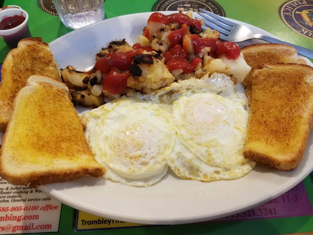 Pattys Place | restaurant | 33 N Main St, Canandaigua, NY 14424, USA | 5853969470 OR +1 585-396-9470