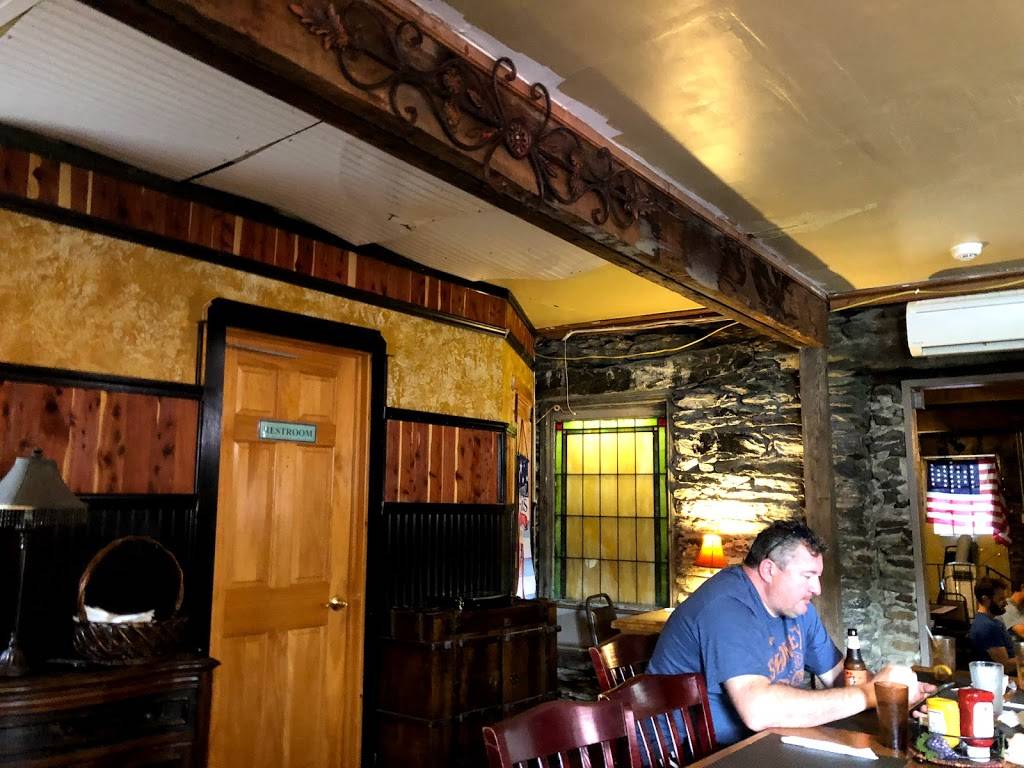 Coach House Bar & Grill | restaurant | 173 Potomac St, Harpers Ferry, WV 25425, USA | 5405146255 OR +1 540-514-6255