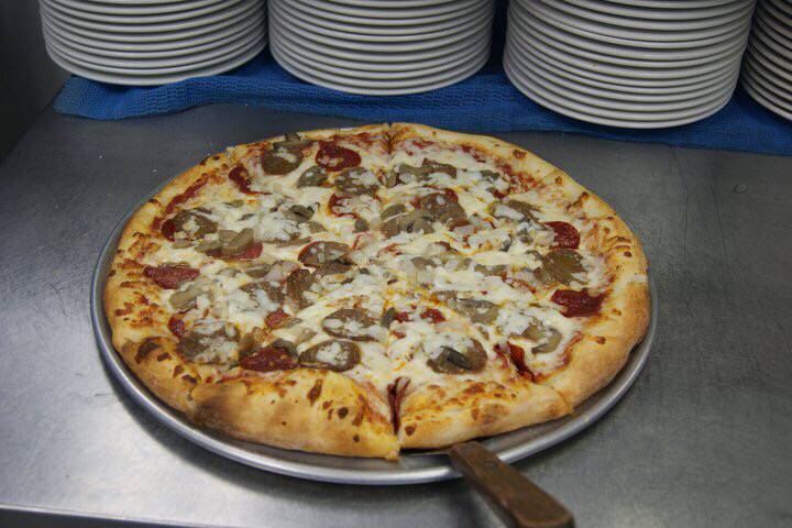 Soprano Italian Restaurant | restaurant | 12588 Warwick Blvd, Newport News, VA 23606, USA | 7579302359 OR +1 757-930-2359