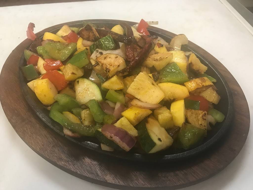 Lalitos Mexican Bar & Grill | restaurant | 4090 Johns Creek Pkwy, Suwanee, GA 30024, USA | 7704958734 OR +1 770-495-8734