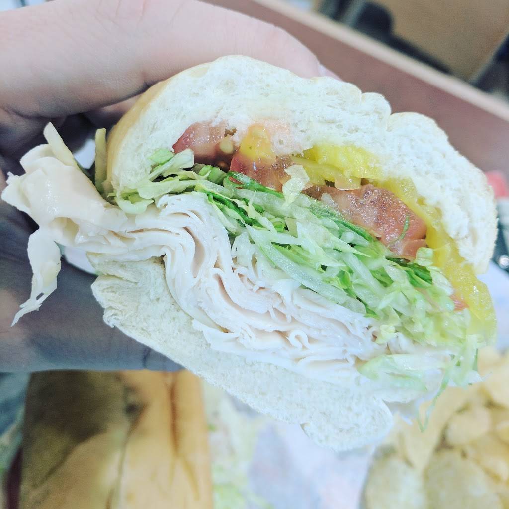 Jersey Mikes Subs | meal takeaway | 910 Haddonfield-Berlin Rd, Voorhees Township, NJ 08043, USA | 8562584449 OR +1 856-258-4449