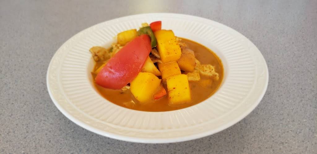 Charm Thai Bistro | restaurant | 412 Main St, Wakefield, MA 01880, USA | 7812241178 OR +1 781-224-1178