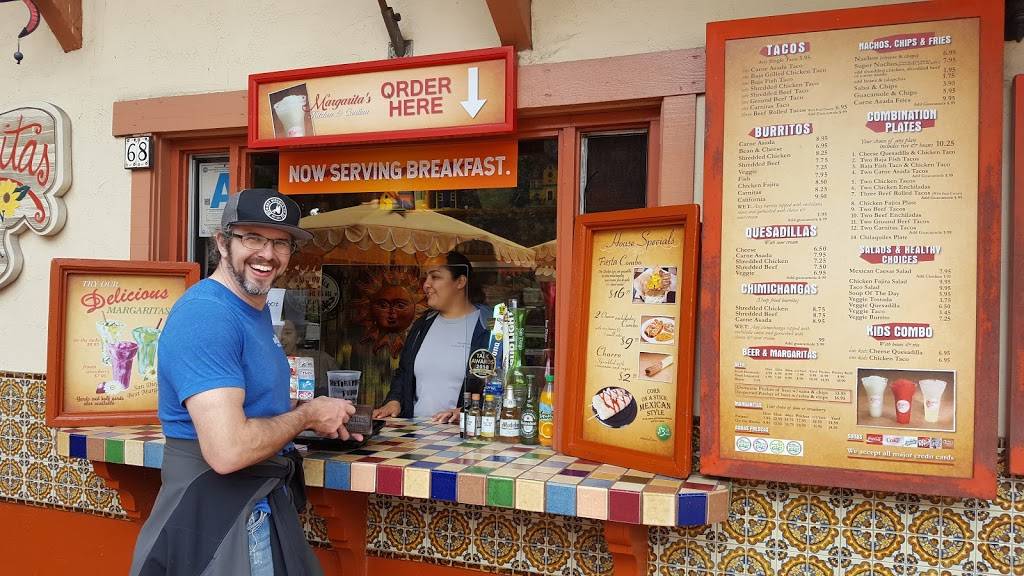 Margaritas Kitchen & Cantina | restaurant | 879 W Harbor Dr, San Diego, CA 92101, USA | 6192393800 OR +1 619-239-3800