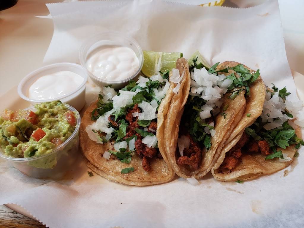 El Alamo Mexican Grill | restaurant | 2205 Marshall St, Manitowoc, WI 54220, USA | 9206824099 OR +1 920-682-4099