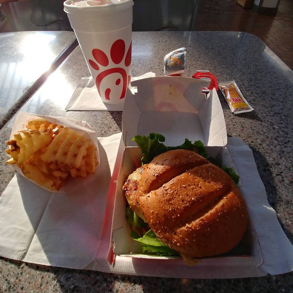 Chick-fil-A | restaurant | 750 Citadel Dr E Ste 2252, Colorado Springs, CO 80909, USA | 7195962786 OR +1 719-596-2786