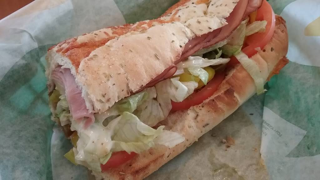 Subway | restaurant | 8465 Algoma Ave NE, Rockford, MI 49341, USA | 6168668693 OR +1 616-866-8693
