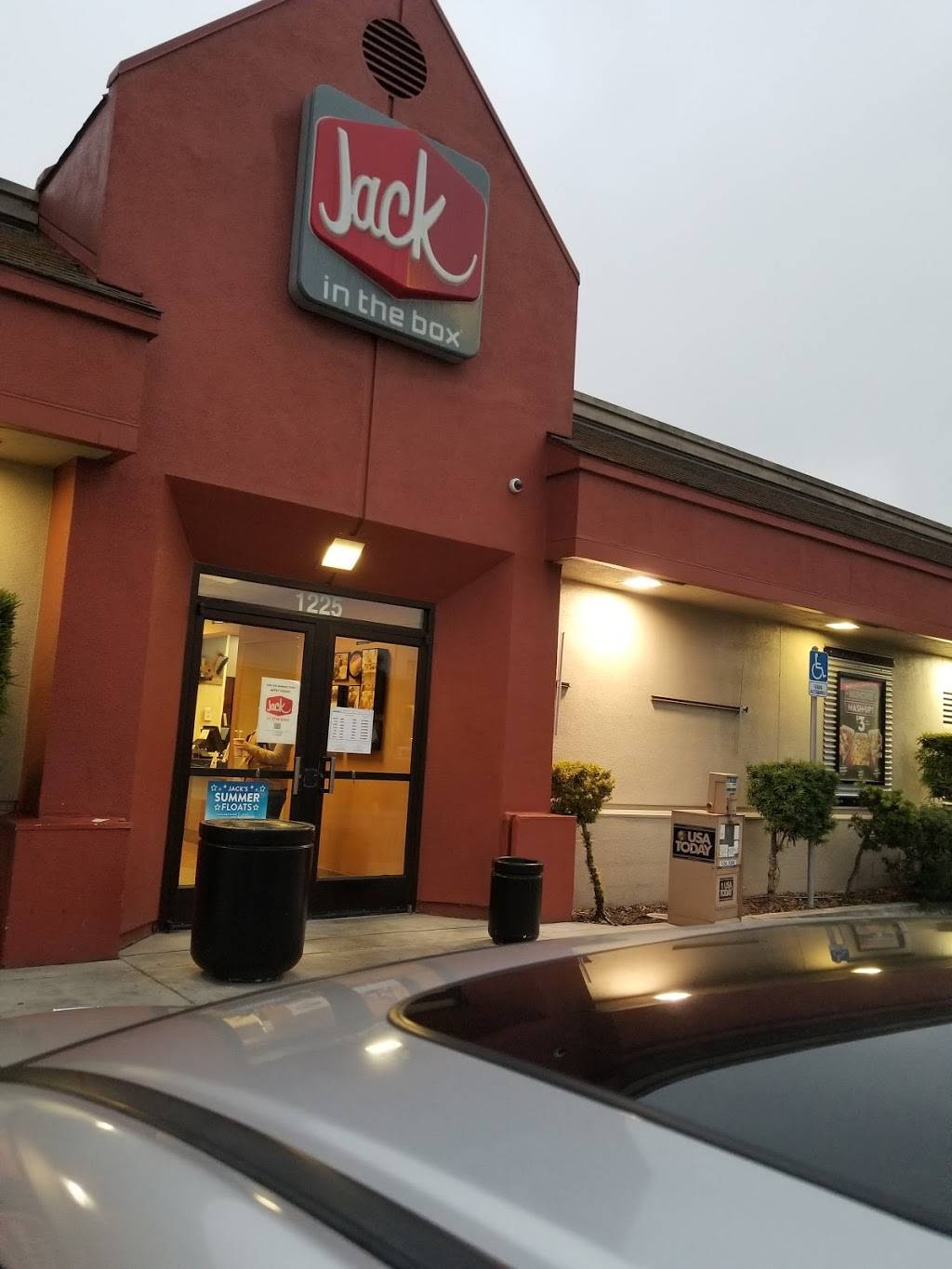 Jack in the Box | restaurant | 1225 De La Torre St, Salinas, CA 93905, USA | 8317699604 OR +1 831-769-9604