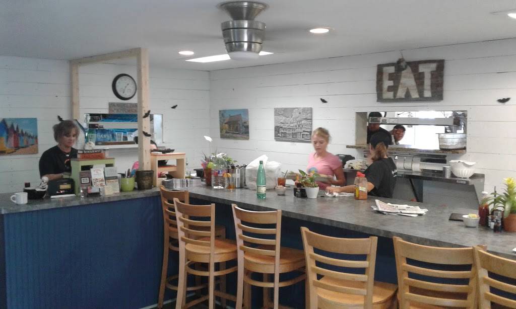 Sunset Grill | cafe | 902 S Adams St, Fredericksburg, TX 78624, USA | 8309975904 OR +1 830-997-5904