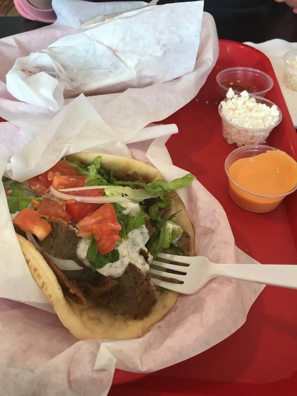 Giant Gyros | restaurant | 18 SE 82nd Ave, Portland, OR 97216, USA | 5032525932 OR +1 503-252-5932