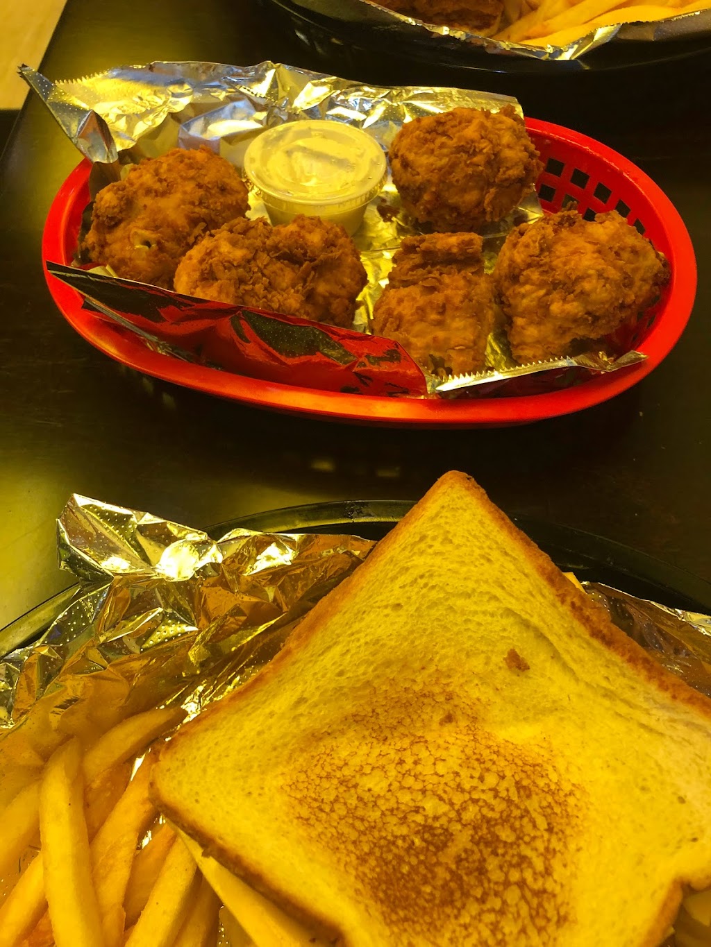 J.P. Bombers | restaurant | 5425 S Padre Island Dr Ste 101-A, Corpus Christi, TX 78411, USA | 3614149060 OR +1 361-414-9060