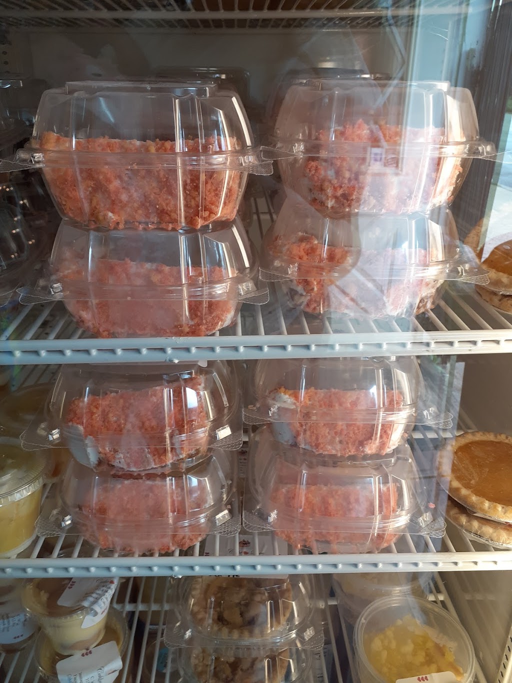 Peace of Mine Dessert and Specialty Shop | restaurant | 408 W 71st St, Chicago, IL 60621, USA | 7736758075 OR +1 773-675-8075