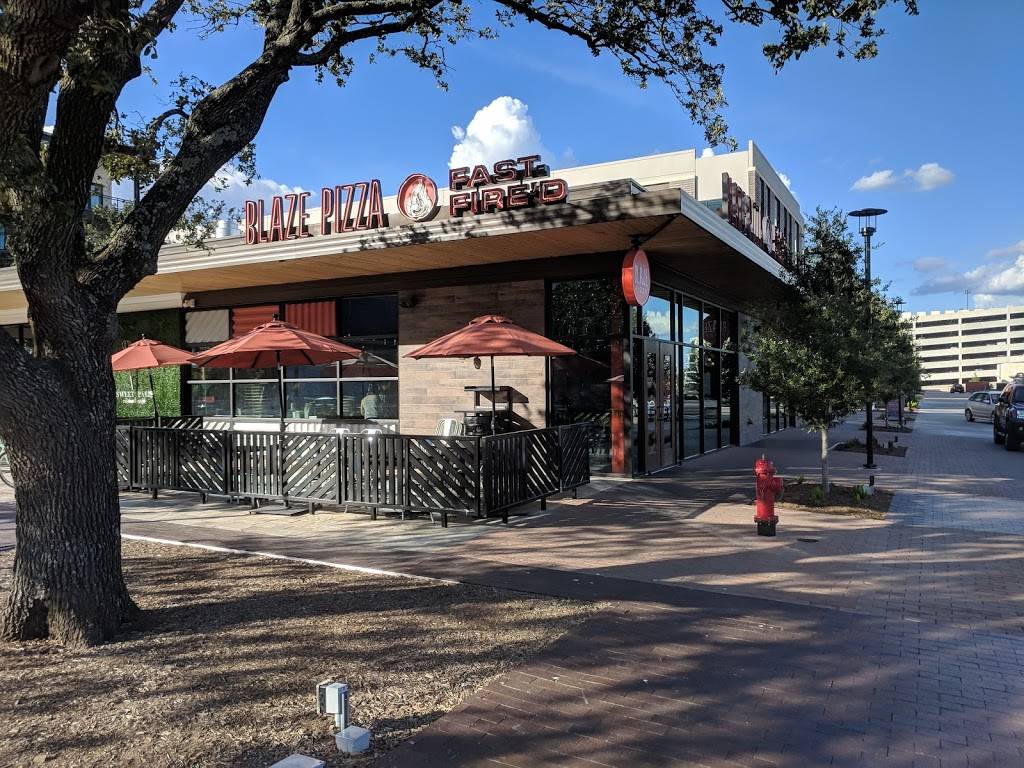 Blaze Pizza | meal takeaway | 143 Century Square Dr Suite 100, College Station, TX 77840, USA | 9792272629 OR +1 979-227-2629