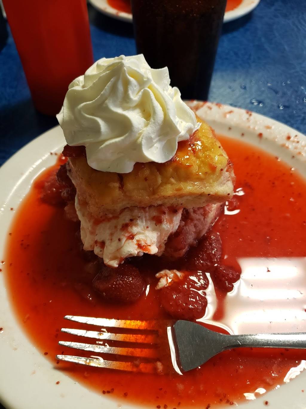 South Arm Cafe | restaurant | 101 2nd St, East Jordan, MI 49727, USA | 2315362801 OR +1 231-536-2801