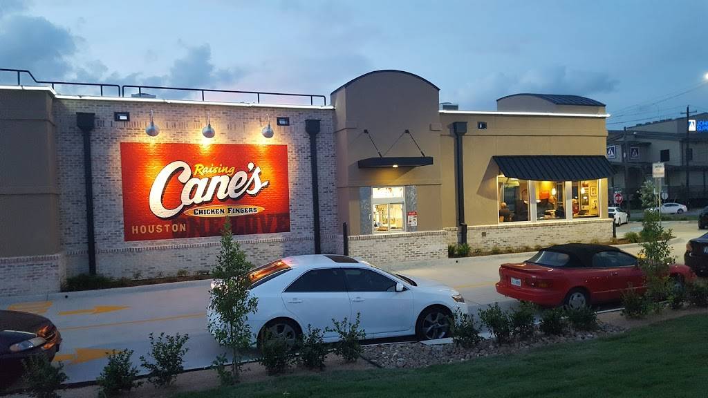 Raising Canes Chicken Fingers | meal takeaway | 2015 Shepherd Dr, Houston, TX 77007, USA | 7138616403 OR +1 713-861-6403