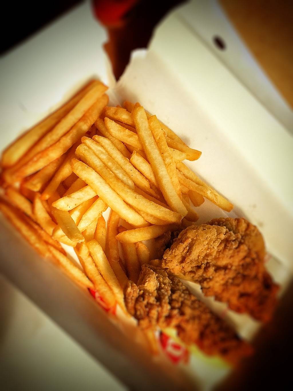 Dairy Queen Grill & Chill | restaurant | 13770 83rd Way N, Maple Grove, MN 55369, USA | 7634209830 OR +1 763-420-9830