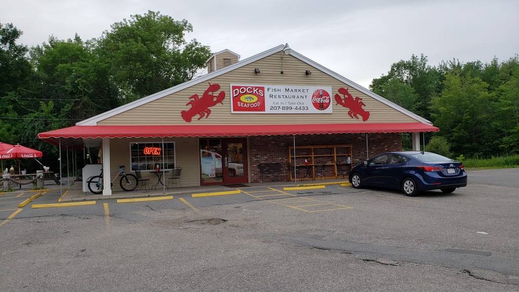 Docks Seafood | restaurant | 15 Evans St, South Portland, ME 04106, USA | 2078994433 OR +1 207-899-4433