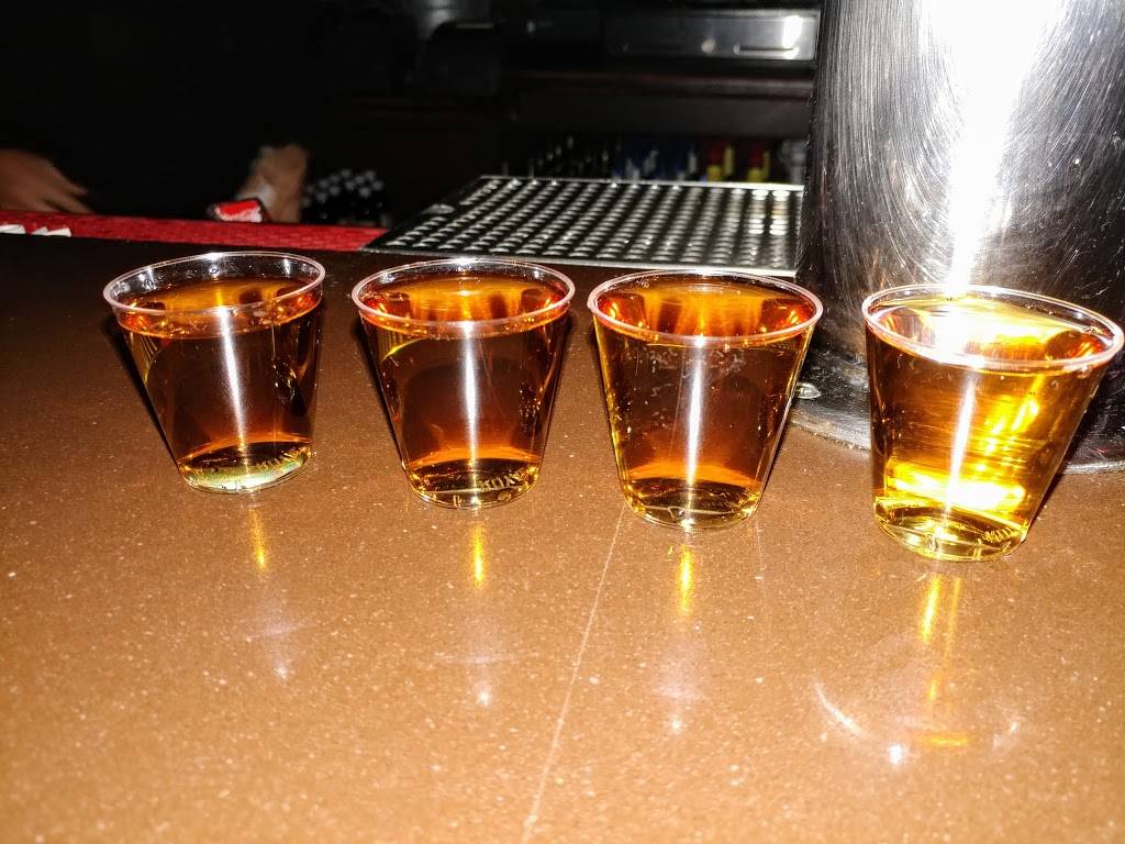 901 Bar and Grill | restaurant | 2902 S Figueroa St, Los Angeles, CA 90007, USA | 2137457900 OR +1 213-745-7900