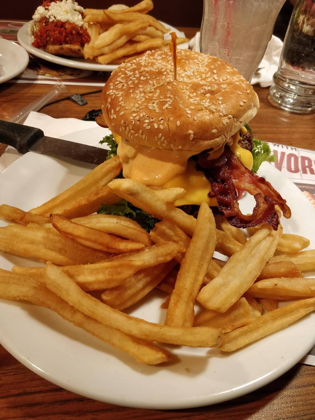 Dennys | restaurant | 8424 Baltimore Ave, College Park, MD 20740, USA | 3017985699 OR +1 301-798-5699