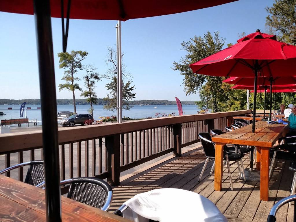 The Boat House Bar & Grill | restaurant | N2062 S Lake Shore Dr, Lake Geneva, WI 53147, USA | 2628124126 OR +1 262-812-4126