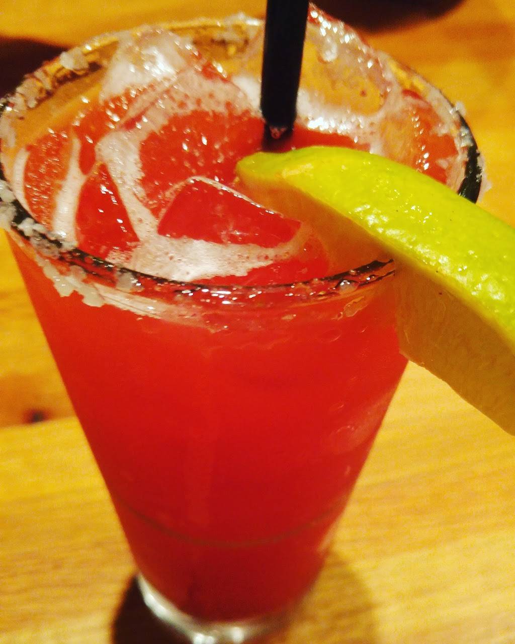 Applebees Grill + Bar | restaurant | 1126 E Stuart Dr, Galax, VA 24333, USA | 2762362905 OR +1 276-236-2905