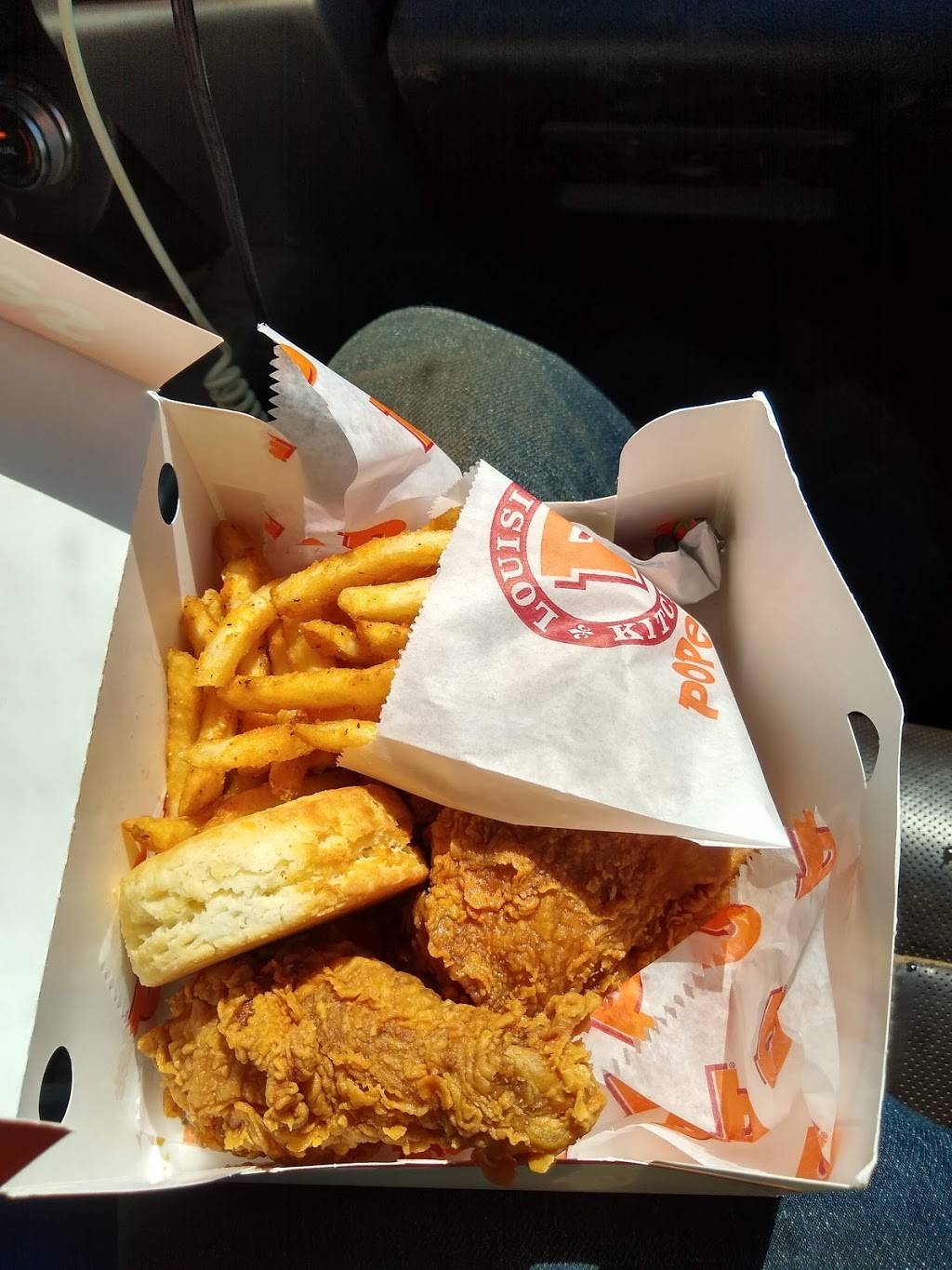 Popeyes Louisiana Kitchen | restaurant | 485 Springridge Rd, Clinton, MS 39056, USA | 6019249977 OR +1 601-924-9977