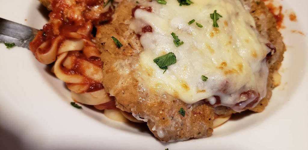 Applebees Grill + Bar | restaurant | 991 Beards Hill Rd, Aberdeen, MD 21001, USA | 4102737846 OR +1 410-273-7846