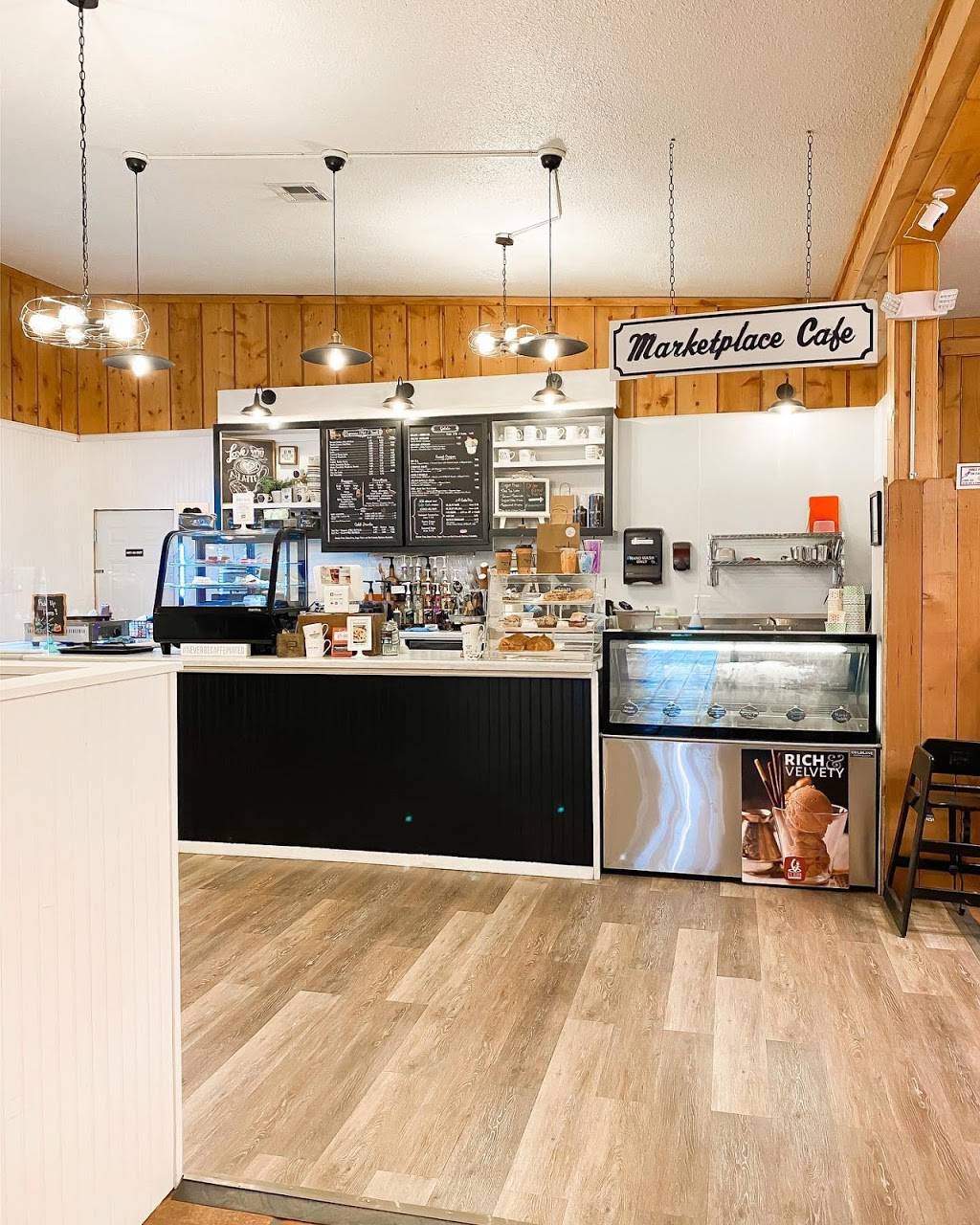 Marketplace Cafe | restaurant | 22 N Main St #B, Salado, TX 76571, USA | 2549470888 OR +1 254-947-0888