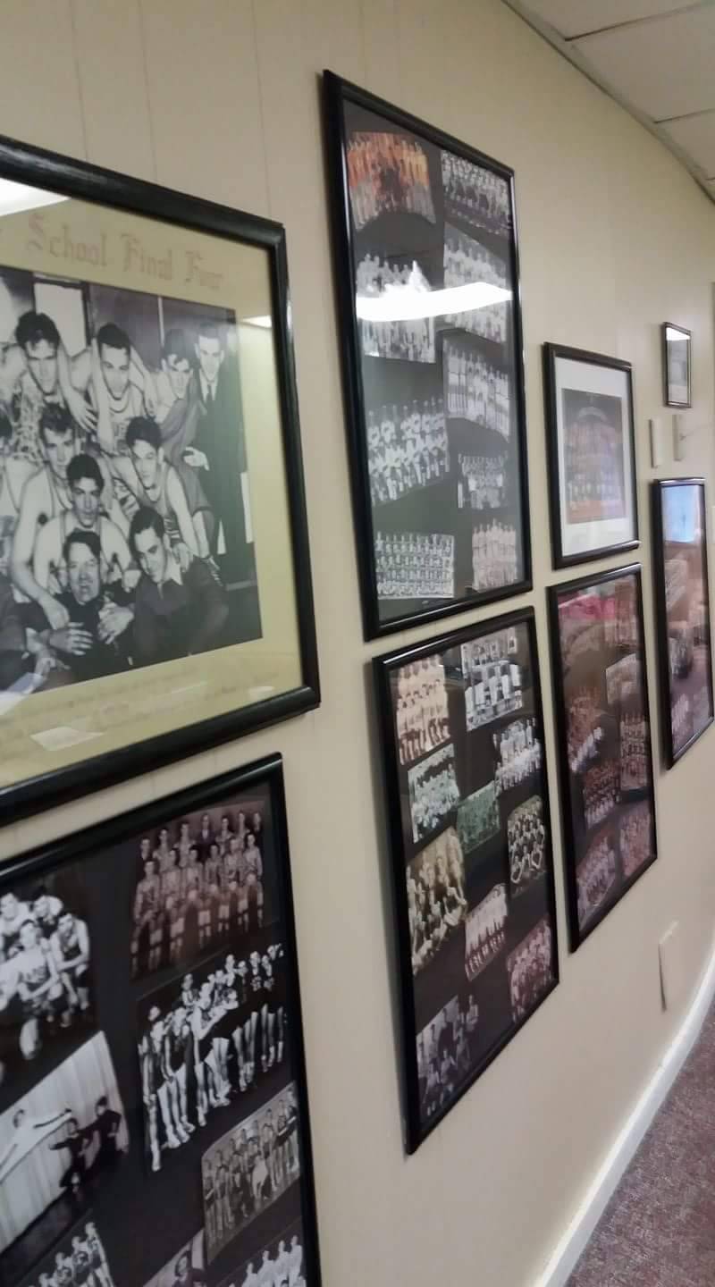 The Lapel Bulldog | restaurant | 701 Main St, Lapel, IN 46051, USA | 7655343746 OR +1 765-534-3746