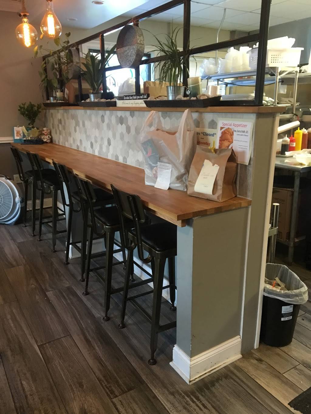 Thai Pepper | restaurant | 45 Padanaram Rd, Danbury, CT 06811, USA | 2036165037 OR +1 203-616-5037