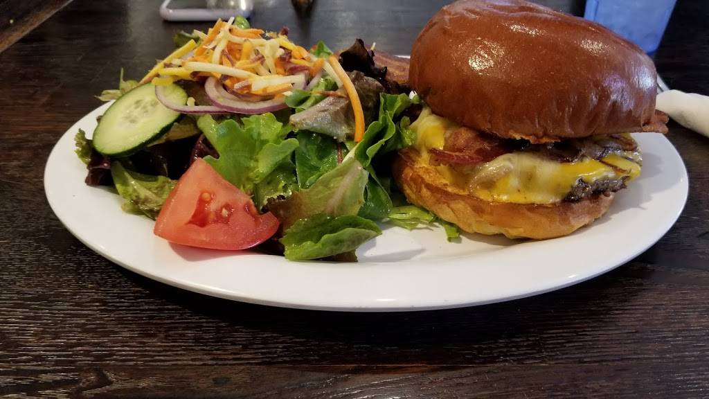 Little Calf Creamery And Cafe | restaurant | 652 E Janss Rd, Thousand Oaks, CA 91360, USA | 8054972000 OR +1 805-497-2000