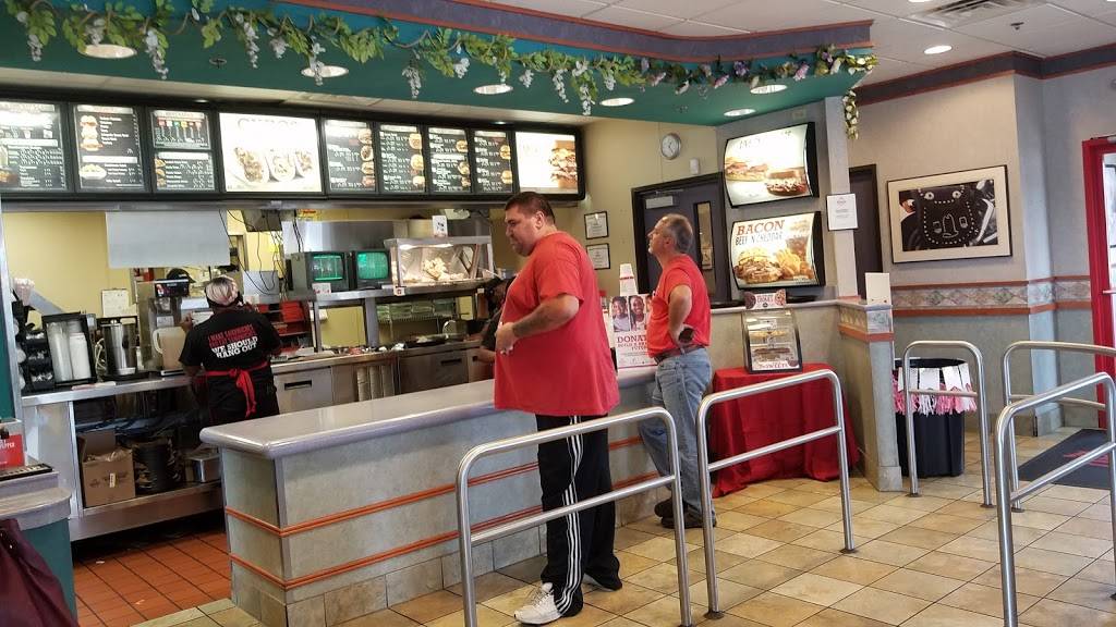 Arbys | restaurant | N96w17650 County Line Rd, Germantown, WI 53022, USA | 2622557442 OR +1 262-255-7442