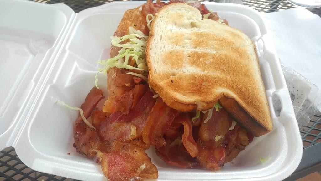 Picnic Basket Restaurant | meal delivery | W329 N4492 Lakeland Dr, Nashotah, WI 53058, USA | 2623676288 OR +1 262-367-6288