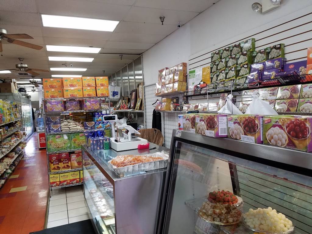 Samosa Hut | restaurant | 7050 N Cedar Ave, Fresno, CA 93720, USA | 5592996400 OR +1 559-299-6400