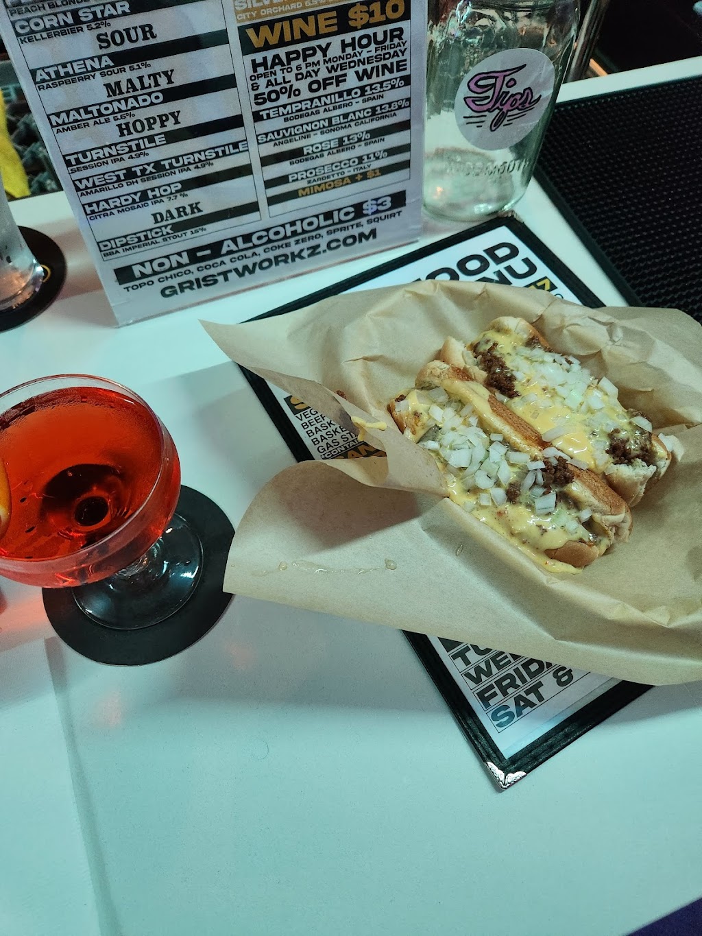 Gristworkz | restaurant | 1504 Chapman St, Houston, TX 77009, USA | 7135103021 OR +1 713-510-3021