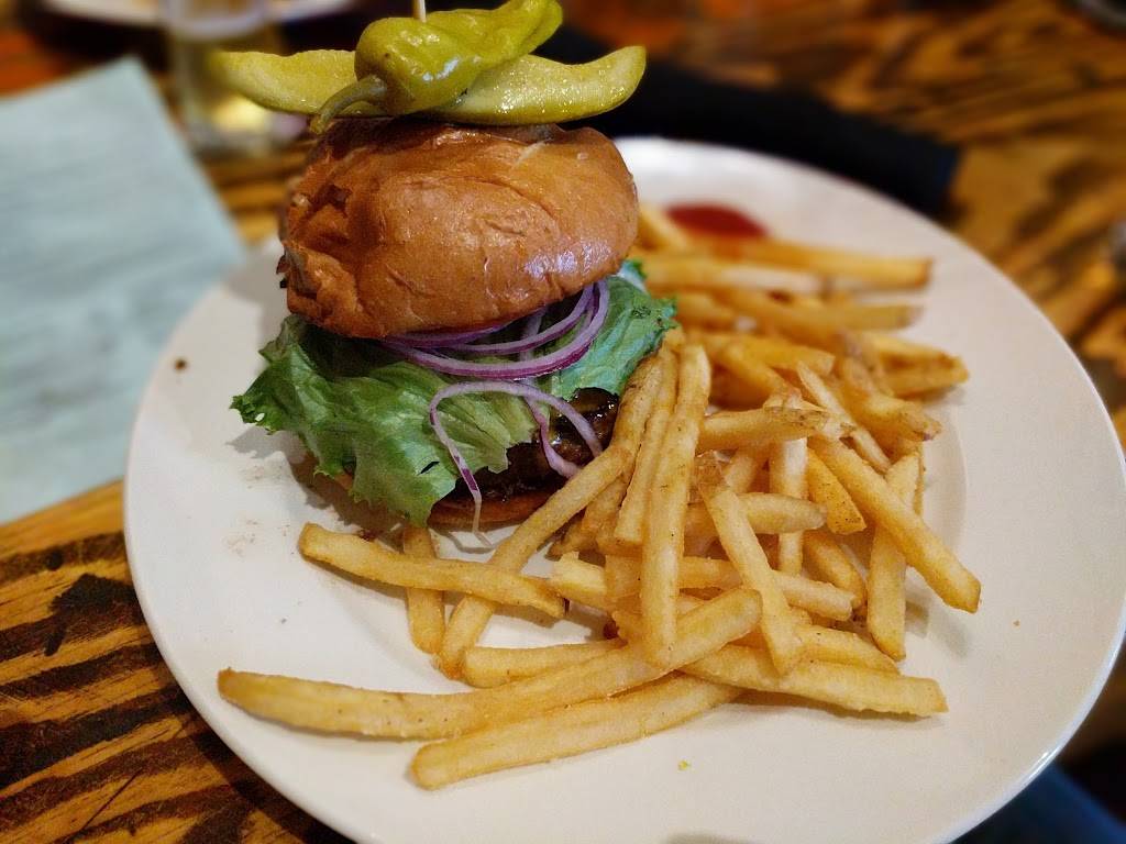 Café Hollander - Tosa | restaurant | 7677 W State St, Wauwatosa, WI 53213, USA | 4144756771 OR +1 414-475-6771