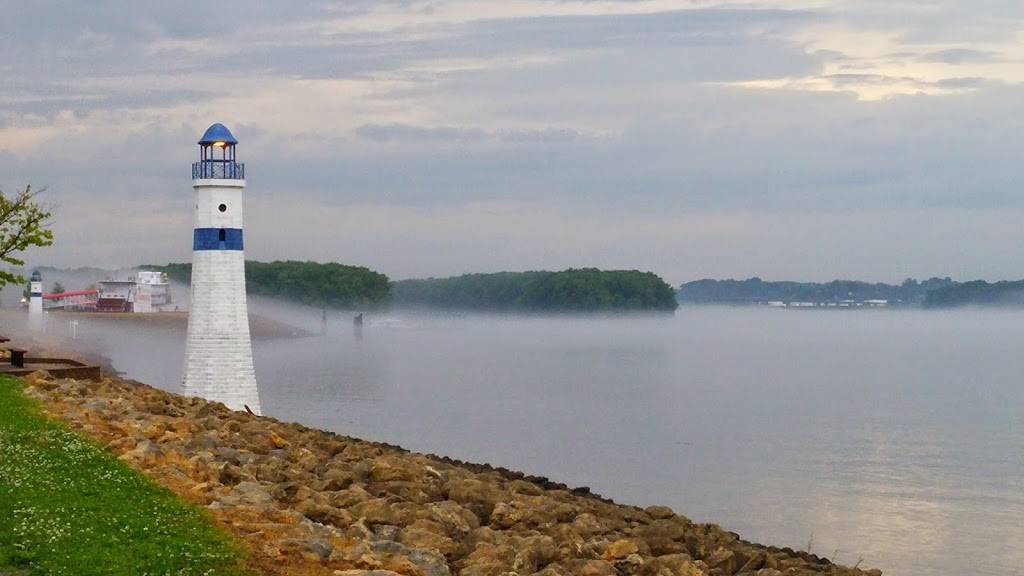 Riverview Park | restaurant | 303 Riverview Dr, Clinton, IA 52732, USA | 5632431260 OR +1 563-243-1260