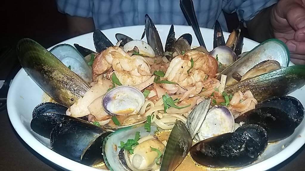 Times Square Neighborhood Italian Restaurant | meal takeaway | 2602 W Deer Valley Rd, Phoenix, AZ 85027, USA | 6235828866 OR +1 623-582-8866